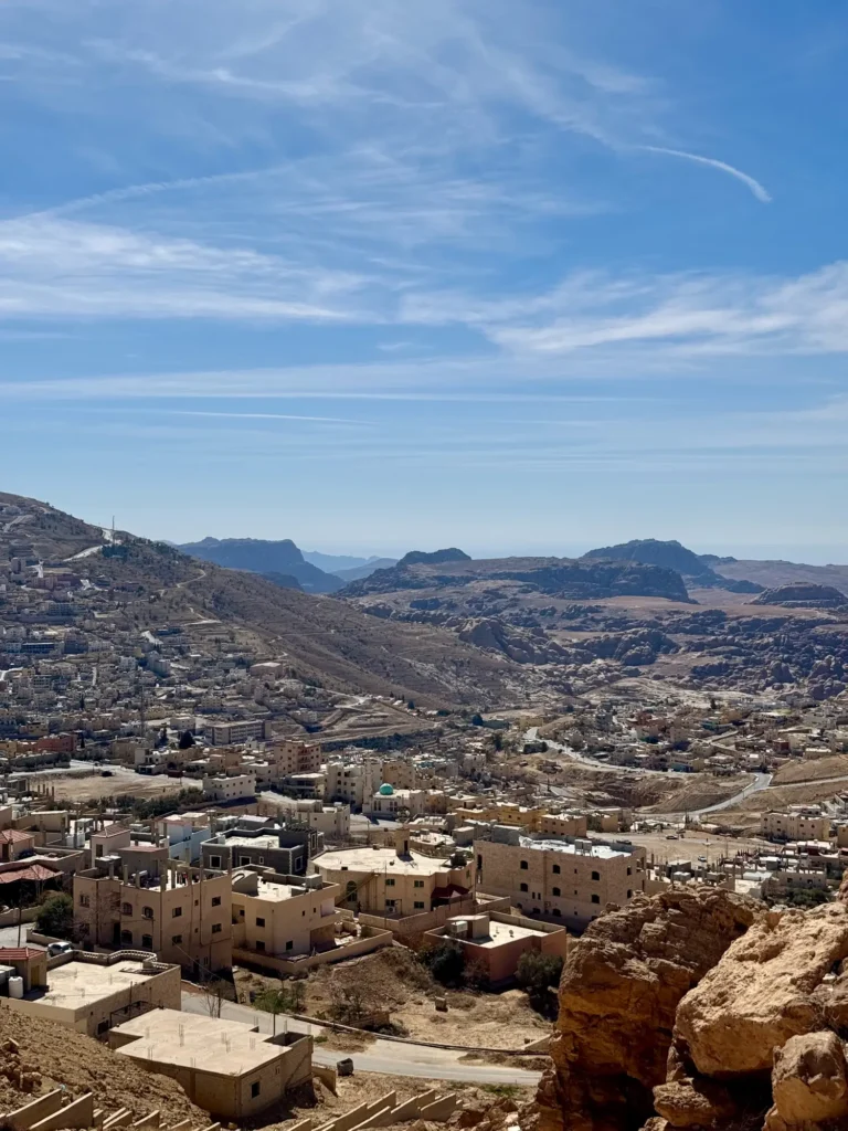 Wadi Musa, il paese sopra Petra dove si dorme. Marzo 2025.