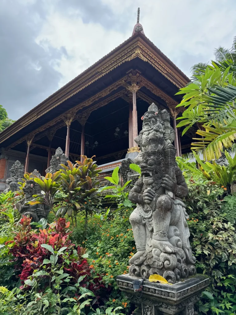 Il padiglione del palazzo reale di Ubud. Febbraio 2024.