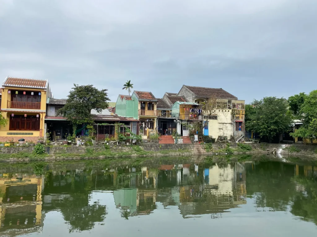 Le case di Hội An sul fiume, marzo 2023