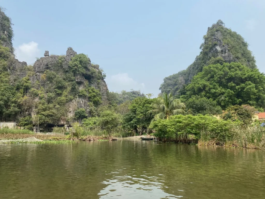 Il fiume fra i karst, Ninh Bình, marzo 2024