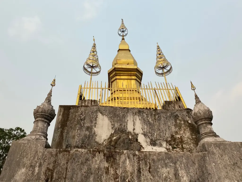 Lo stupa in cima al monte Phousi, Luang Prabang, marzo 2020